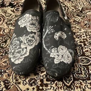 Black and Gray Floral Loafers Slip-Ons